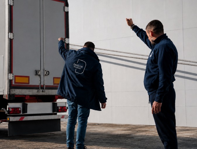 Maritime Logistics - Approach -